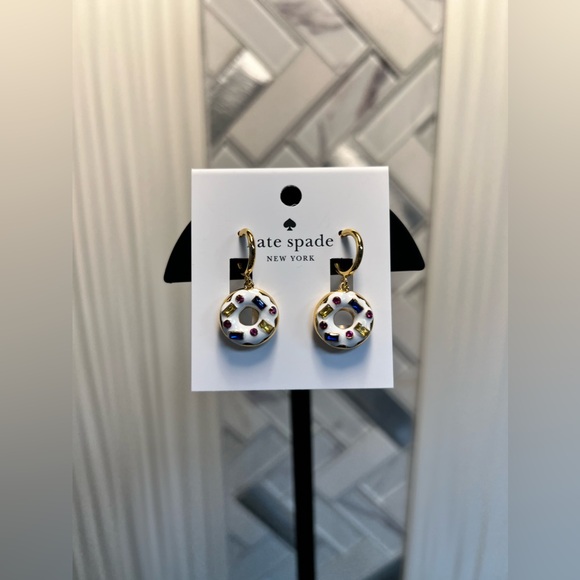 Kate Spade Donut Coffee Break Donut Huggies Earrings - Picture 4 of 12